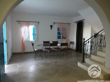 L 151 -                            Sale
                           Villa avec piscine Djerba